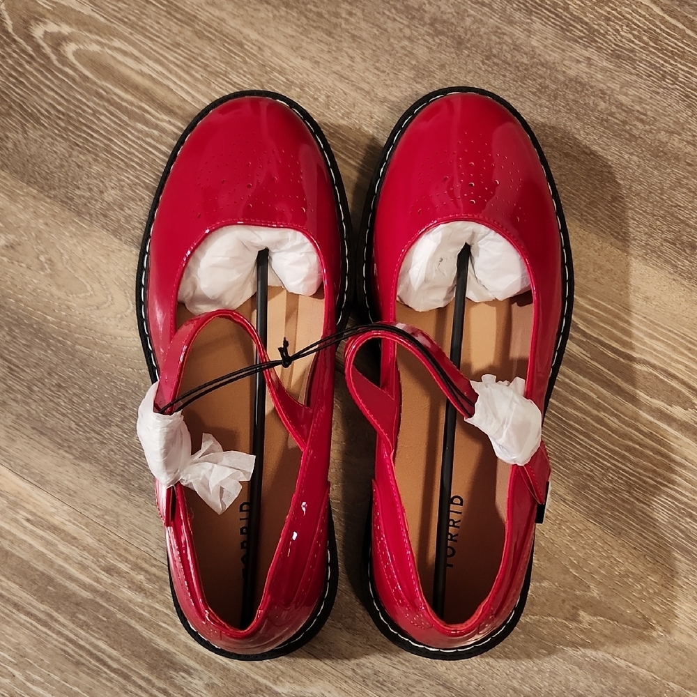 Red Patent Leather Mary Jane Shoes
